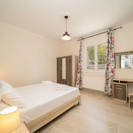 Fotini & Ira's House Sami (Kefalonia)