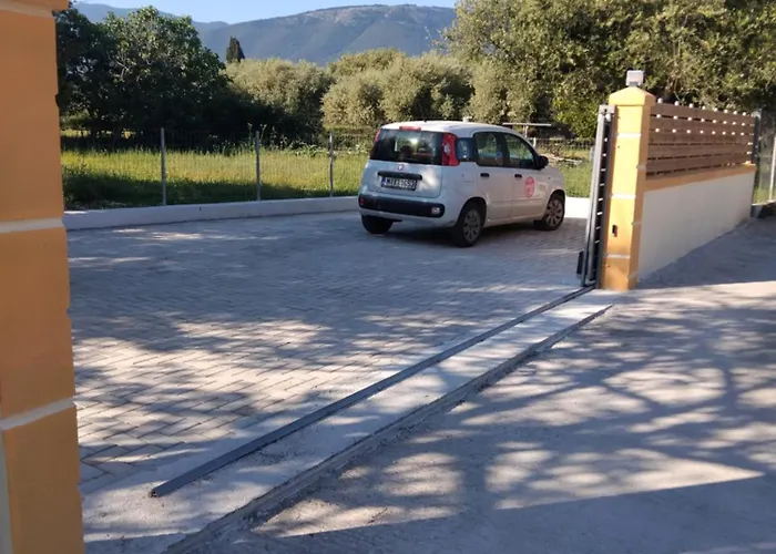 Fotini & Ira's House Sami (Kefalonia)