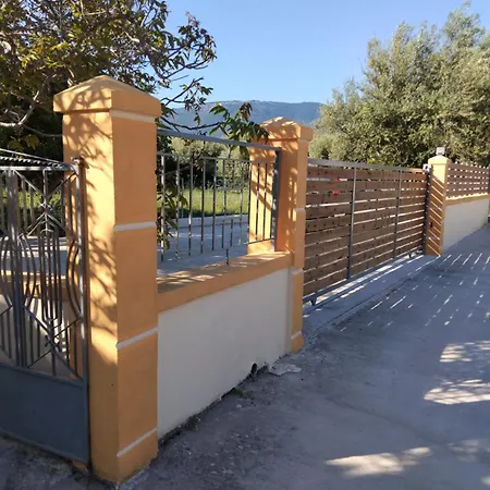 Fotini & Ira's House Σάμη